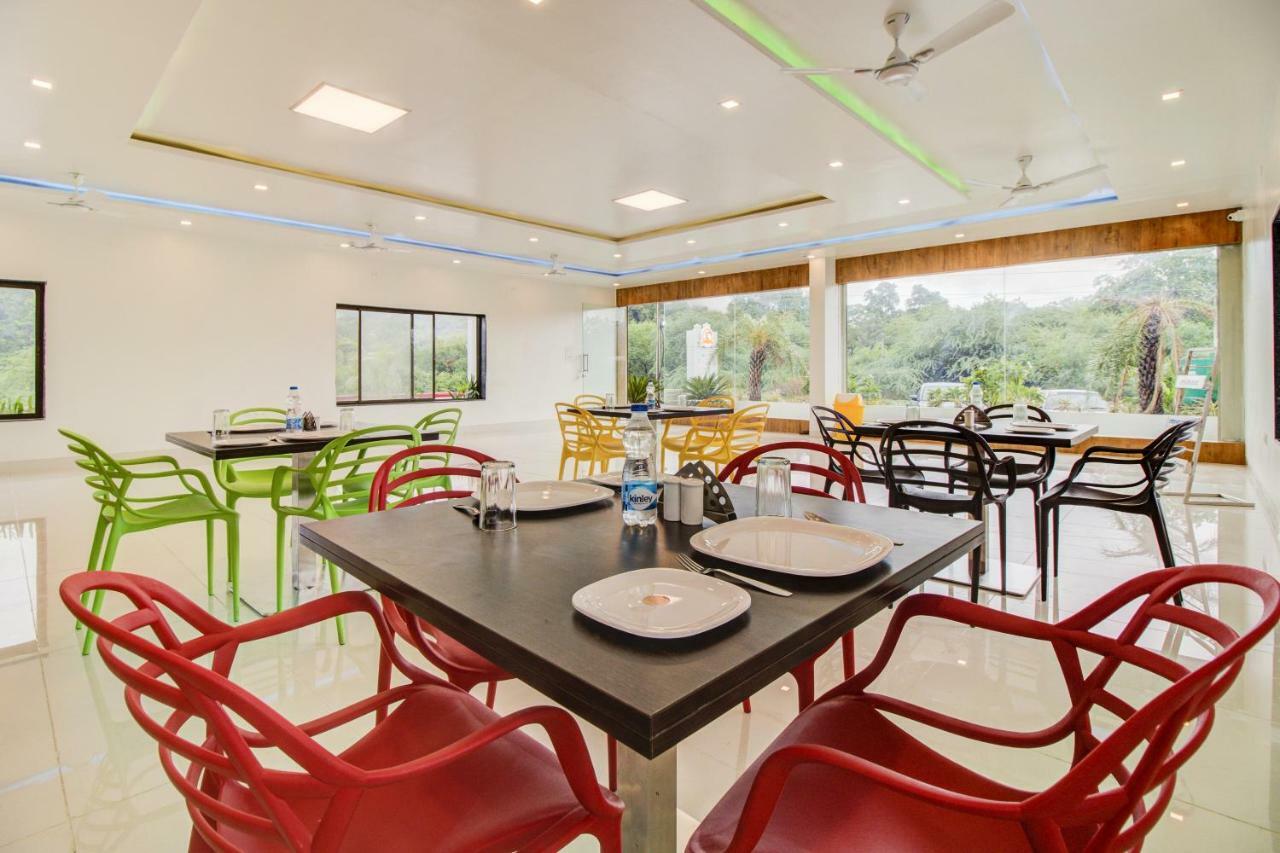 Hotel The Orange Flag Aurangabad  Exterior photo